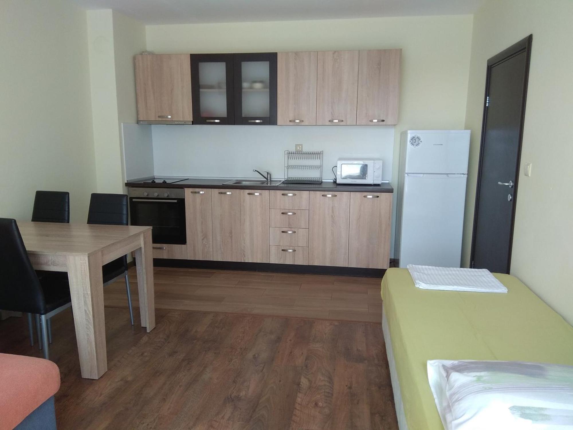 Private Apartment In Faith - Ravda Bagian luar foto