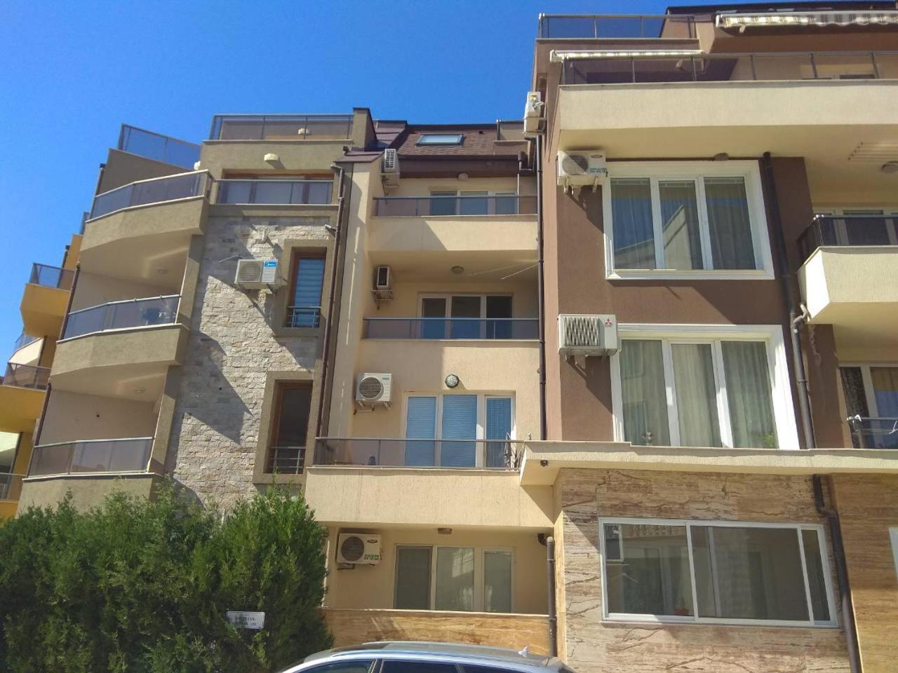 Private Apartment In Faith - Ravda Bagian luar foto